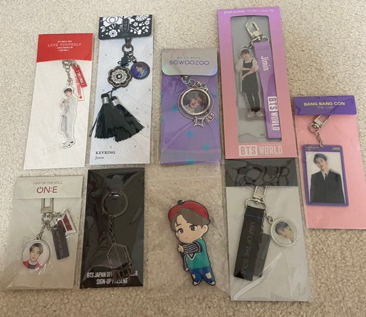 ジミン　JIMIN BTS キーリング　アクリルキーホルダー　アクキー 新品未使用】 BTS JIMIN ジミン 韓服 アクリルキーホルダー アクキー
