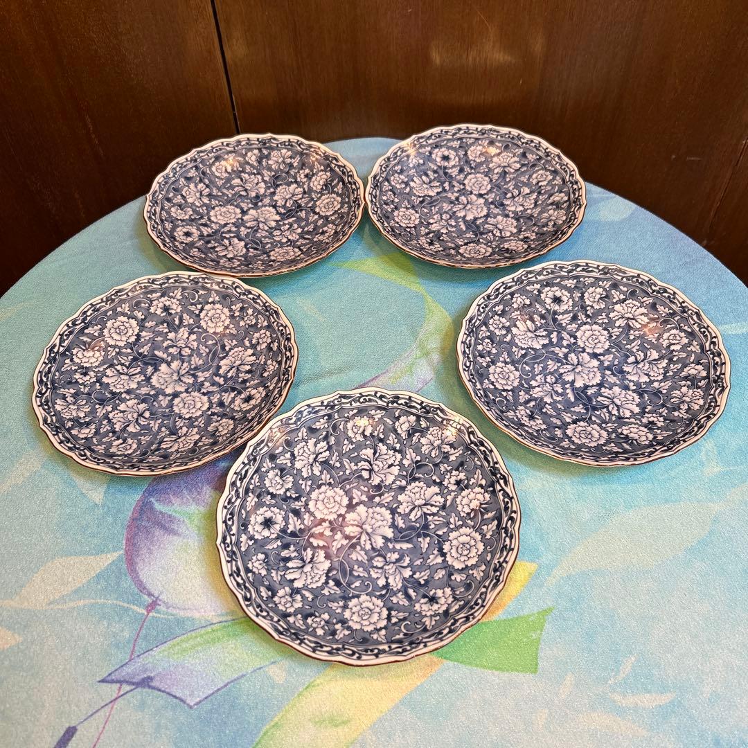 たち吉橘吉 染付花紋 輪花唐草牡丹 大皿/中皿揃え5枚/小皿揃え5枚三種