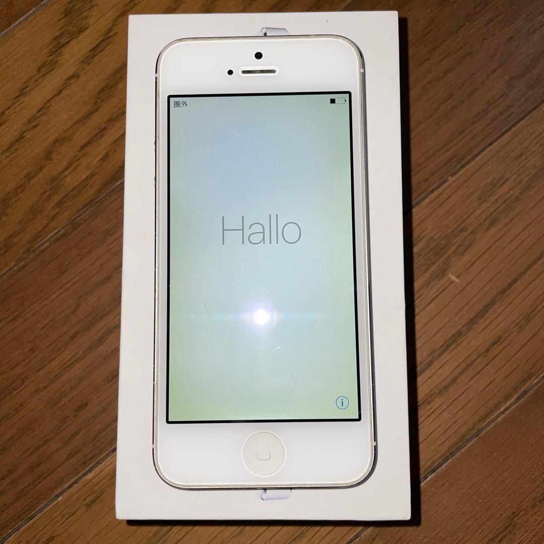 iPhone5 16GB White - メルカリ