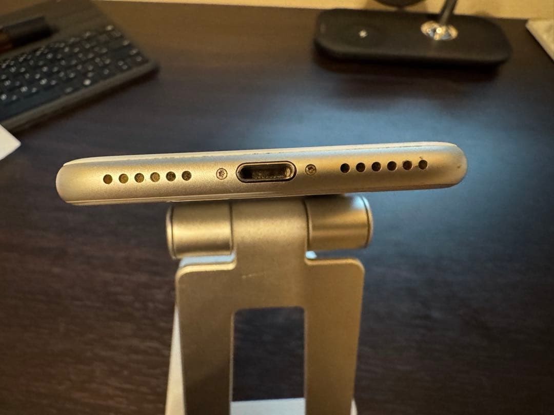 格安！大容量！美品iPhone8！