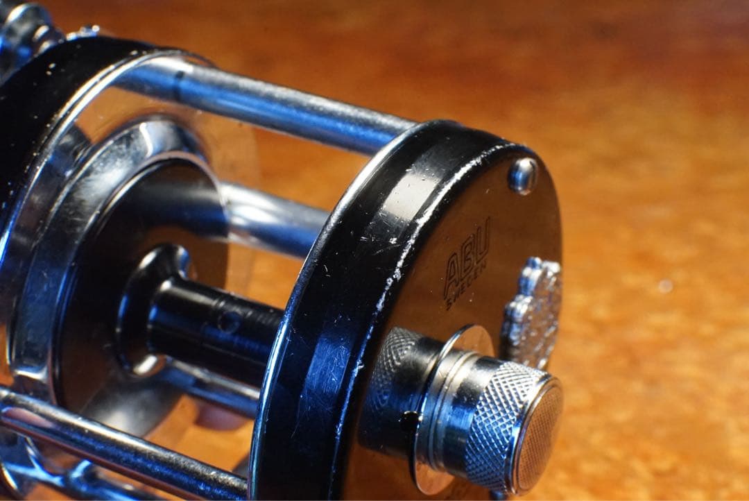 ABU アンバサダー 5001 C メンテ済 フレーム修正済 - メルカリ