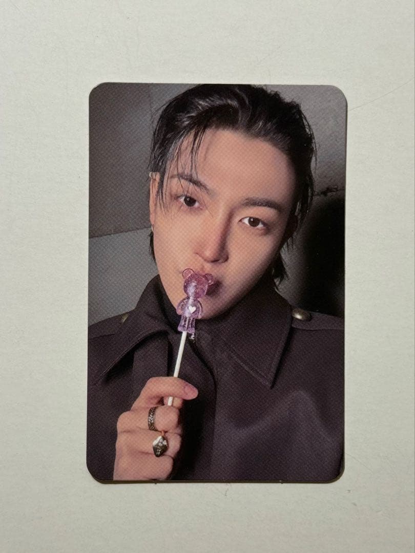 ATEEZ frommstore 対面 ヨントン トレカ ホンジュン - メルカリ