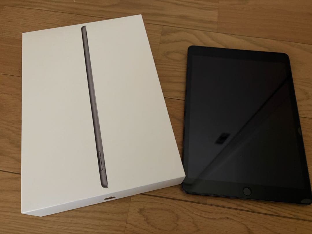 iPad 第9世代 Wi-Fiモデル 64GB スペースグレー iPad Wi-Fi + Cellular 64GB - スペースグレイ（第9世代）[整備済製品