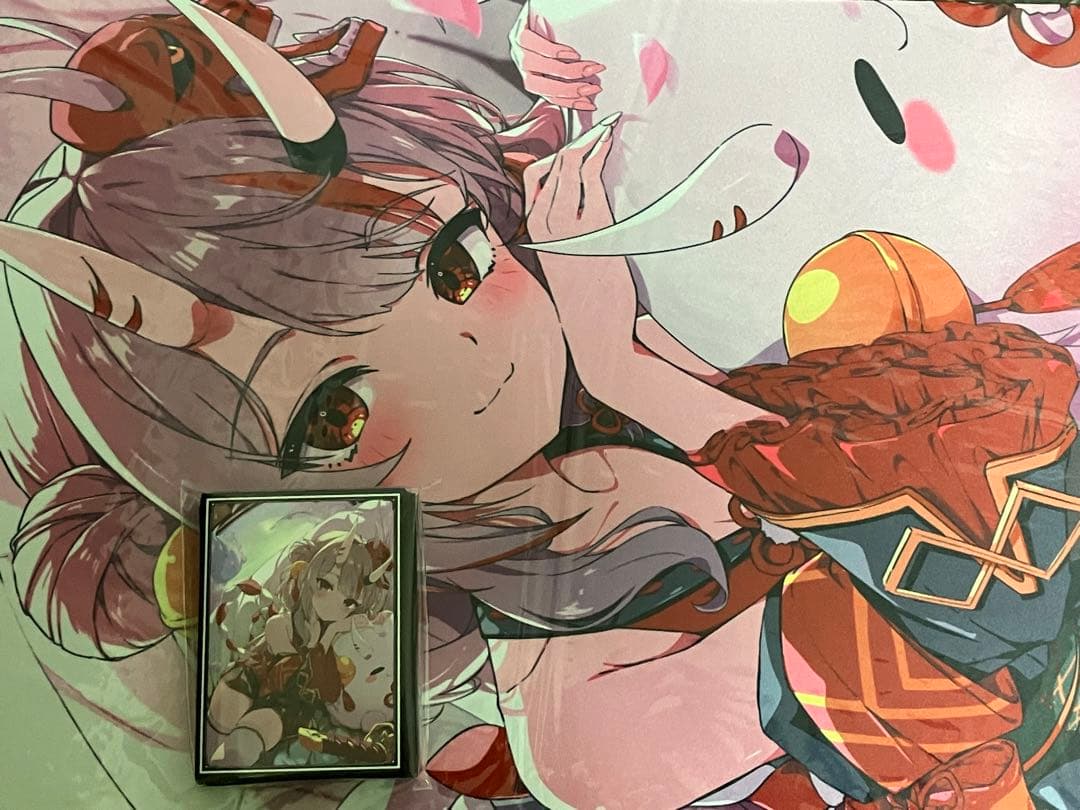 混沌の女神様 ホロライブ スリーブ プレイマット 百鬼あやめ K6 - メルカリ