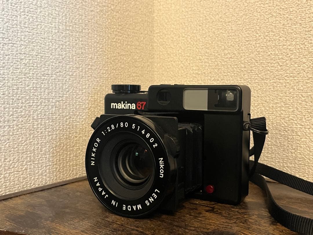 フィルムカメラ Plaubel makina67 最高にCOOLな中判カメラ【PLAUBEL makina67】使用レビュー