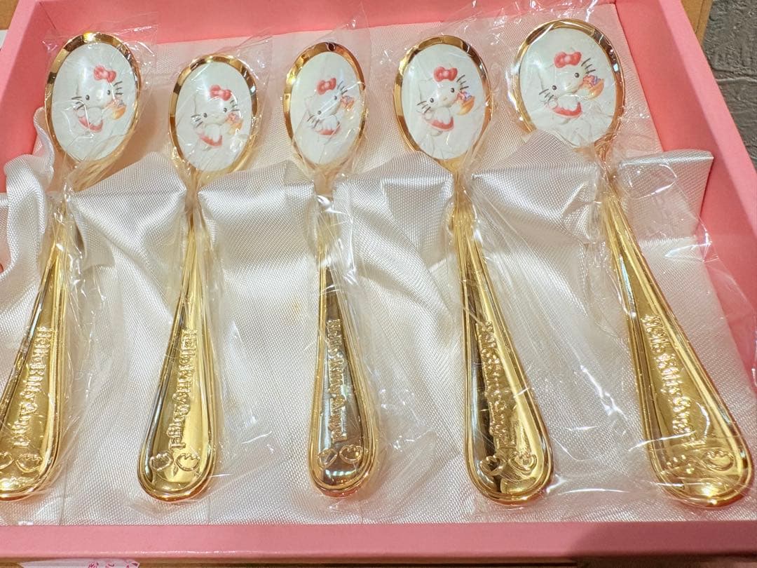 Hello Kitty スプーン5本セット エンジェルキティ - メルカリ