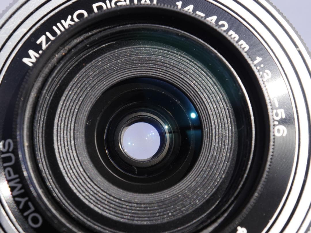 オリンパス M,ZUIKO14-42パワーズーム マルミ保護レンズ付き M.ZUIKO オリンパス DIGITAL ED 14-42mm F3.5-5.6 EZ シルバー 電動式