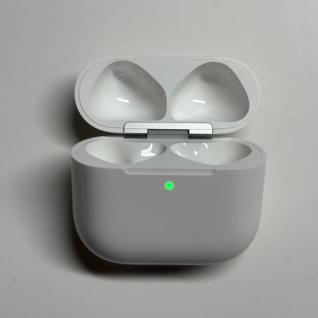 Apple純正 AirPods 第4世代 充電ケースのみ ANC搭載 - メルカリ