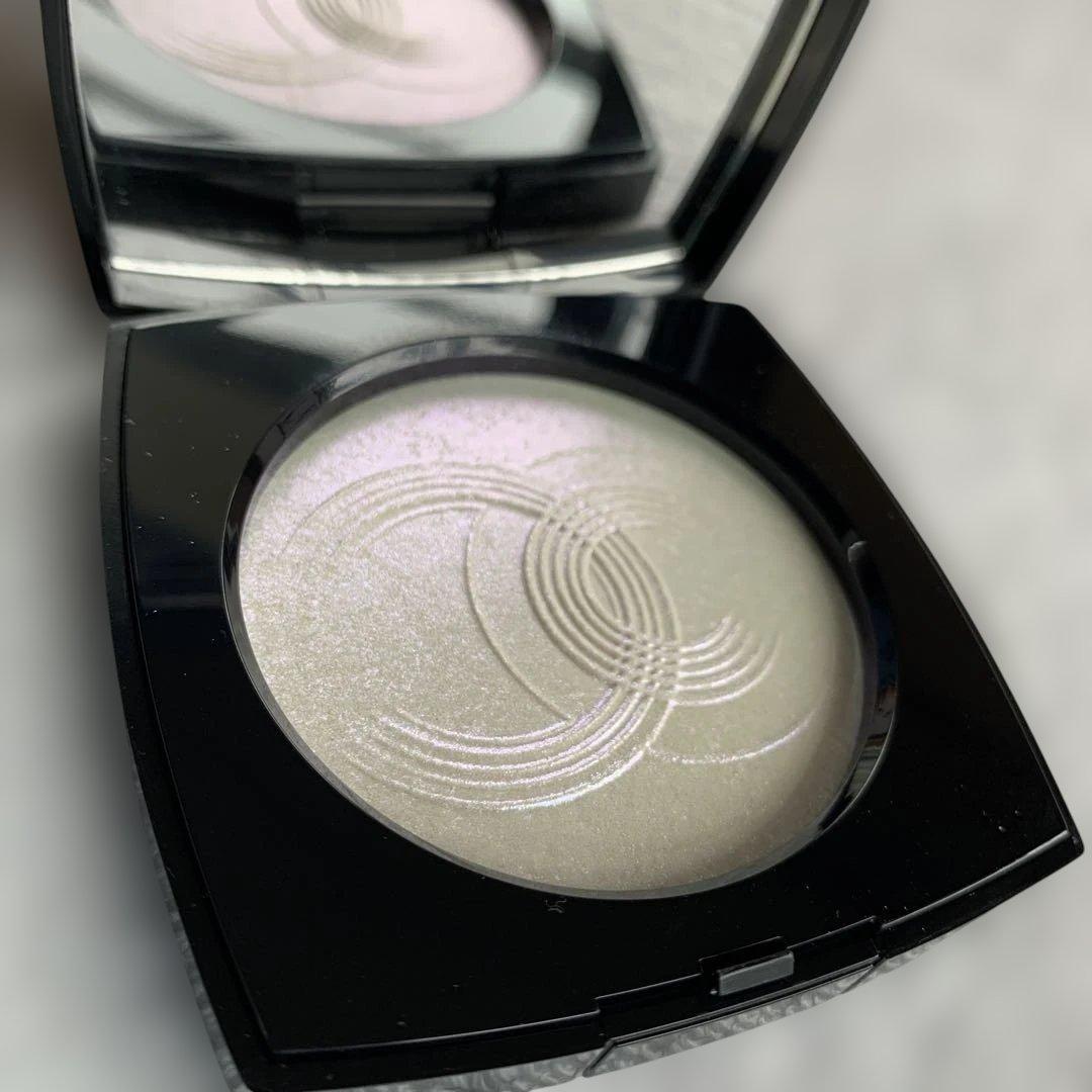 ルミエール ドゥ ローシャン 試してみた】ルミエール ドゥ ローシャン CHANELの人気色