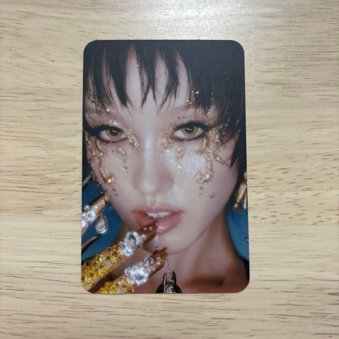 XG チサ CHISA トレカ THE CORE 核 XGver. - メルカリ