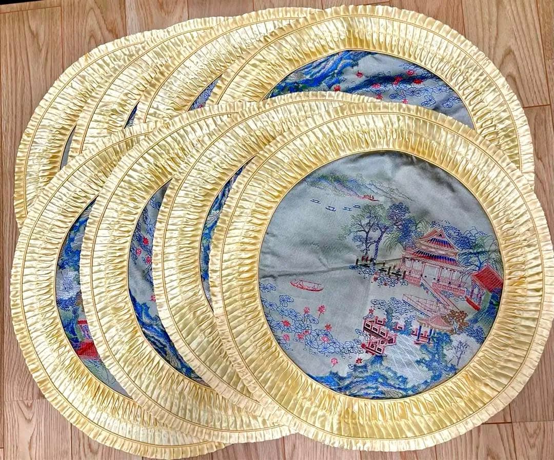 新品❗️レトロ中国シルク丸イエロー刺繍風景画 デザイン クッションカバー8枚セット 新品❗️レトロ中国シルク丸イエロー刺繍風景画 デザイン クッション