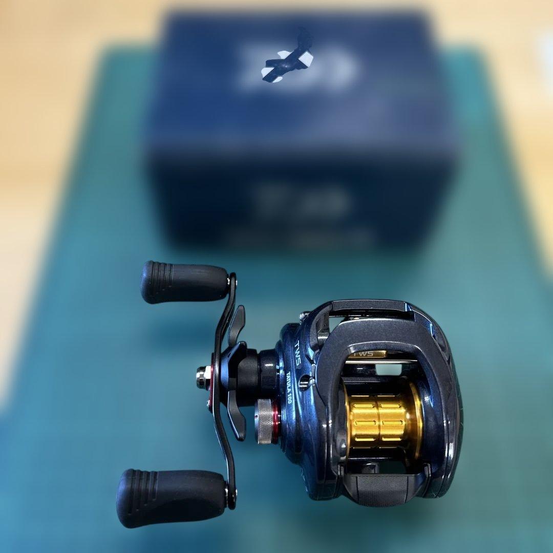 【美品】17タトゥーラ100SHL-TW 楽天市場】ダイワ 17タトゥーラ 100SH-TW(右ハンドル) コード：248396