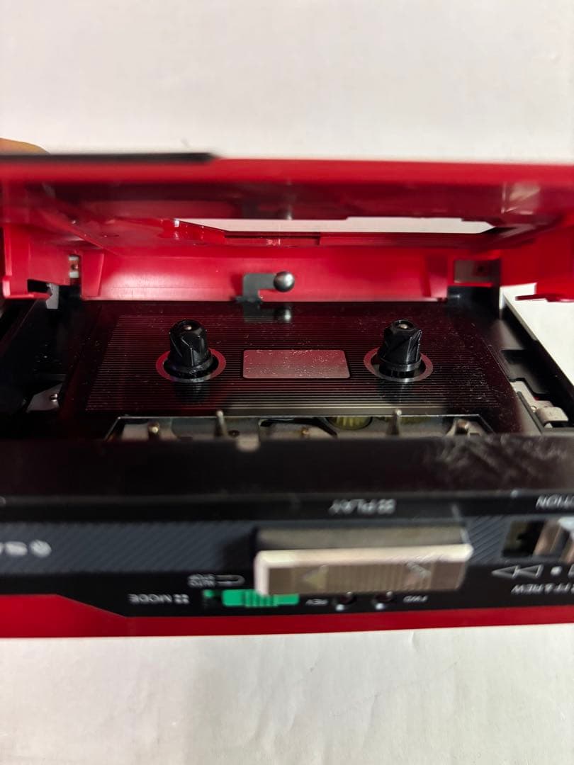 SANYO MR-JJ7 ポータブルカセットプレーヤー 中古美品 レッド - メルカリ