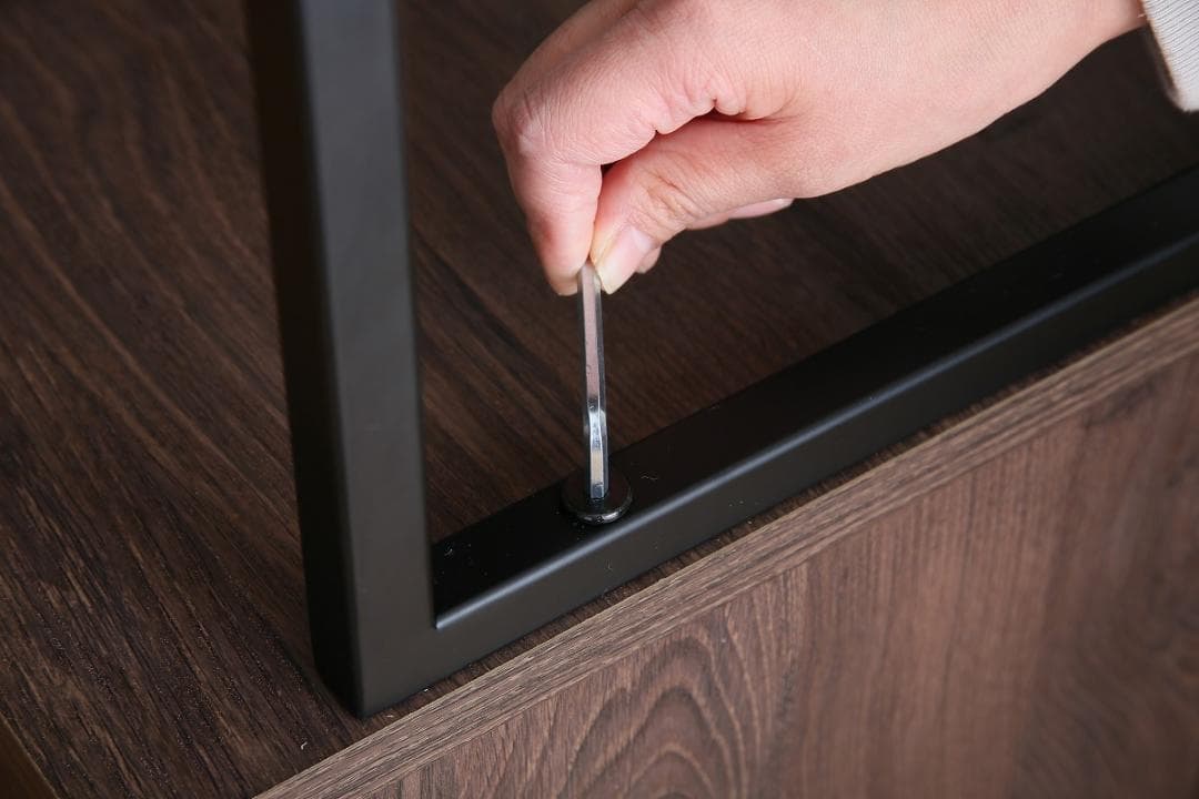 《新品・送料無料》Walter ガラス扉キッチン収納