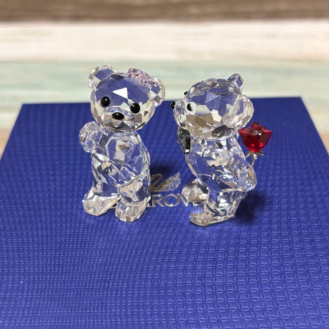 スワロフスキー クリスベア　A LOVELY SURPRISE SWAROVSKI（スワロフスキー） クリスベア あなたにハートを 958449