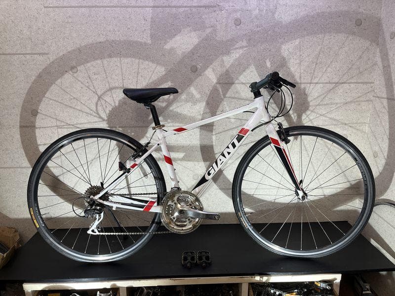 GIANT CROSTAR XS ジャイアント　クロスバイク 2017 クロスバイクの新星「CROSTAR」 ｜ ジャイアントストア名古屋