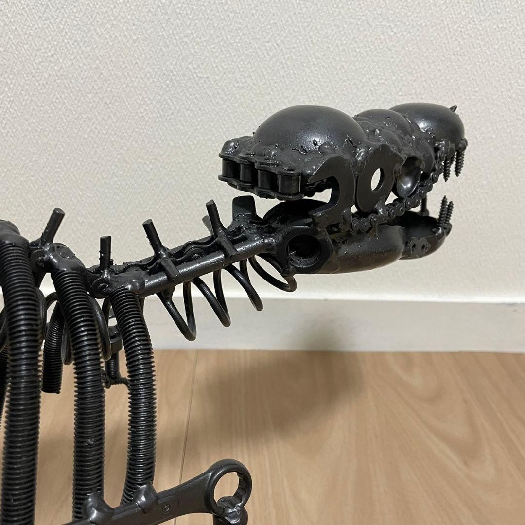 美品/匿名配送】恐竜(大) メタルアート 廃材アート ボルト・ナット