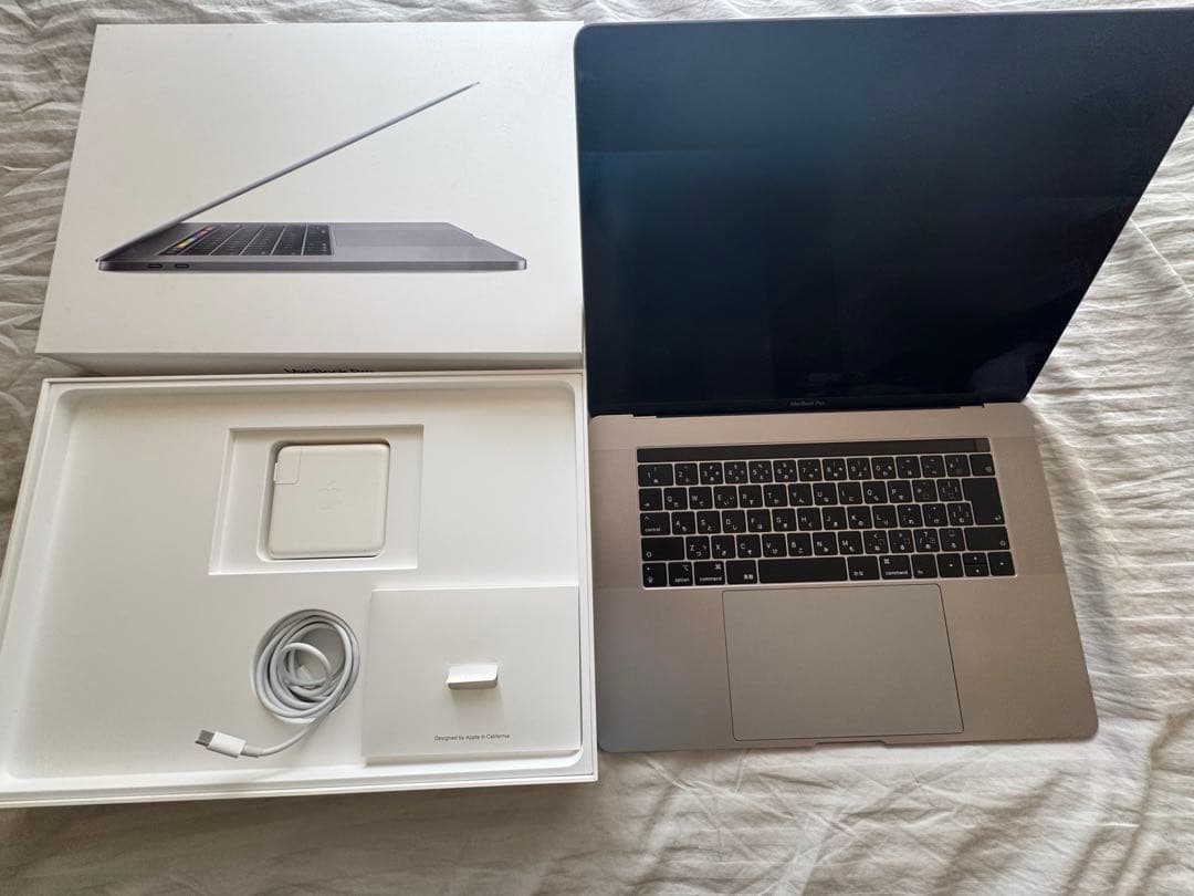 MacBook Pro 2018年モデル スペースグレー 本体 MacBook Pro 13 インチ (2018) スペースグレイ - Core i5 2.3 GHZ