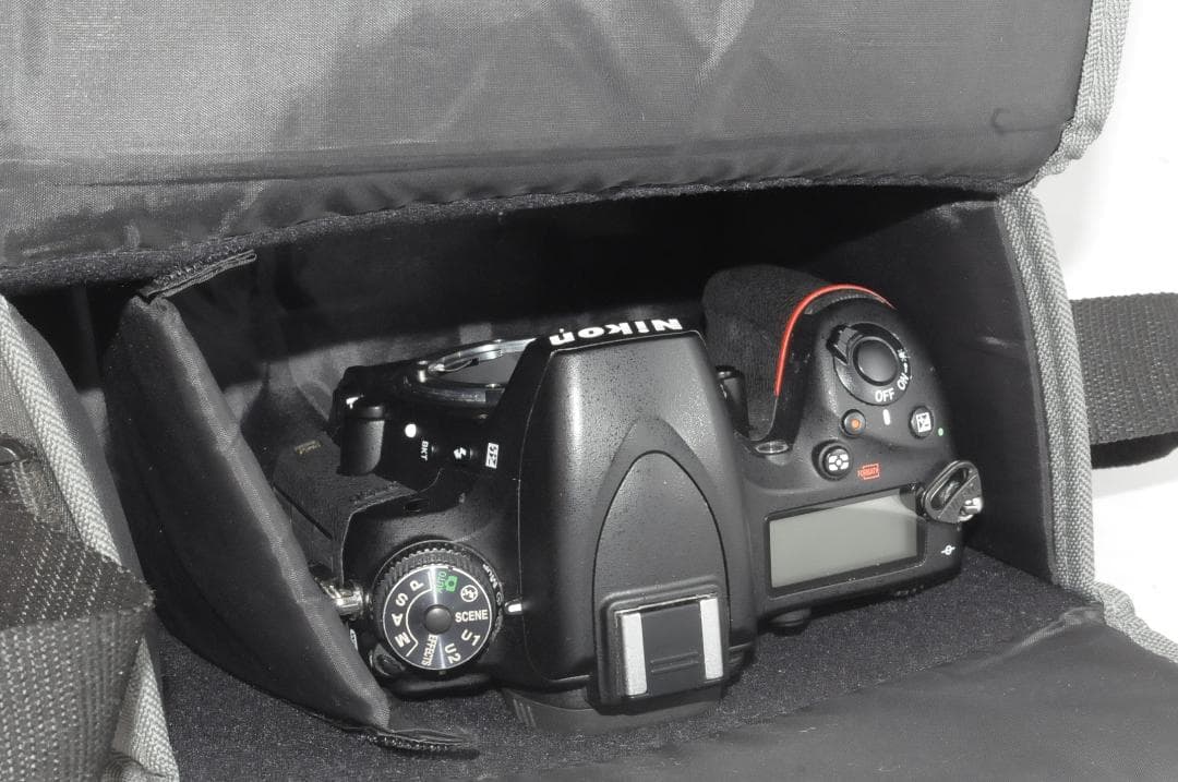 ☆超美品級☆ Nikon ニコン D750 カビ・クモリ無 ショット数13515