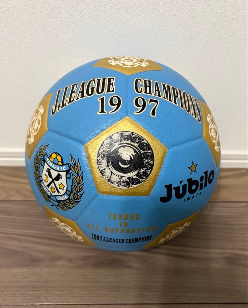 レア】ジュビロ磐田1997 Jリーグ CHAMPIONS 記念サッカーボール - メルカリ