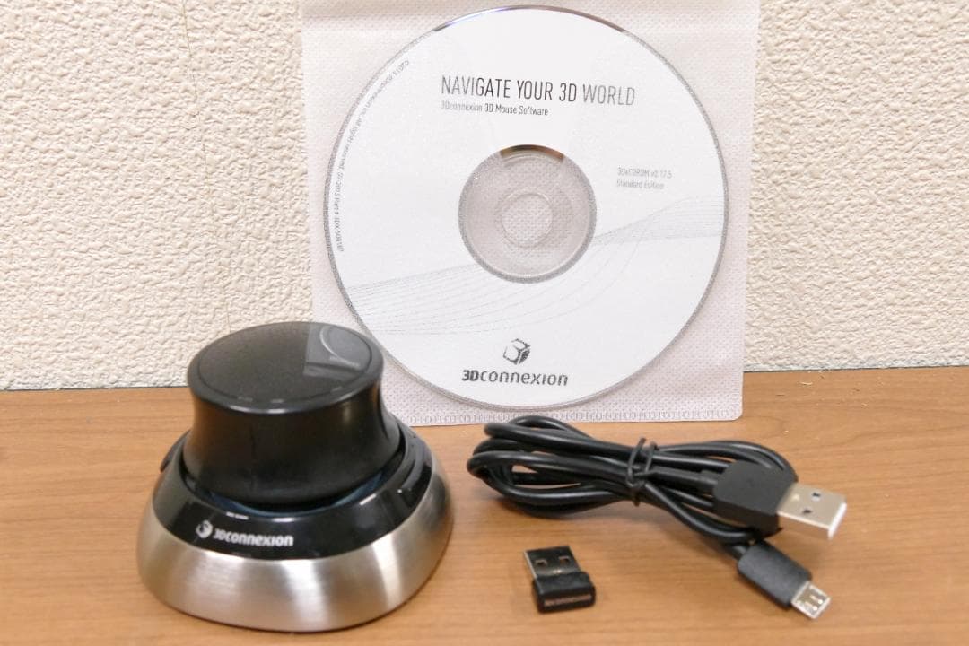 3D connexion SpaceMouse Wireless【動作確認済み】 SpaceMouse Wireless Kit 2 - Bluetooth Edition