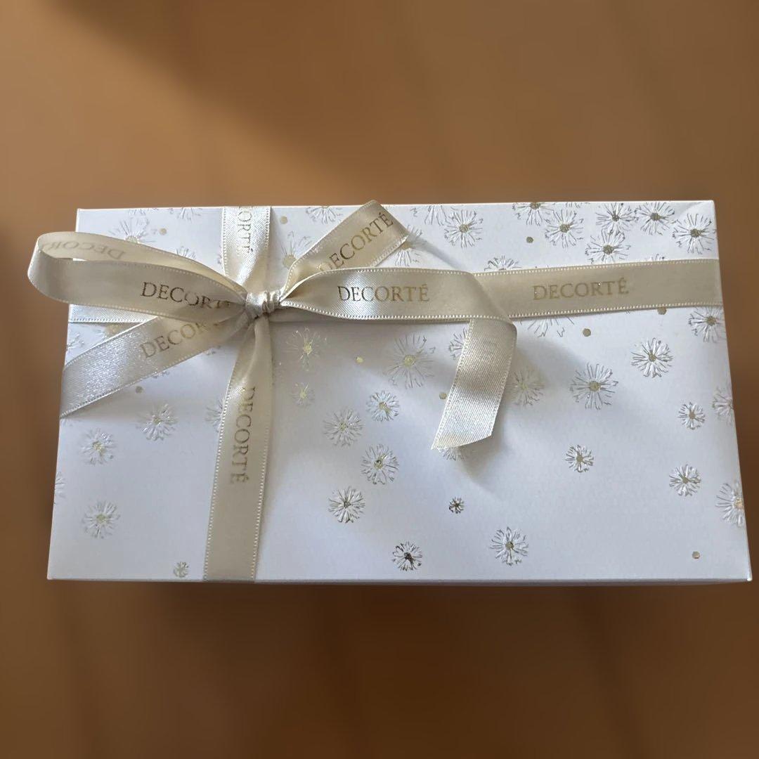 コスメデコルテ】ホワイトブリスコレクション クリスマスコフレ2024