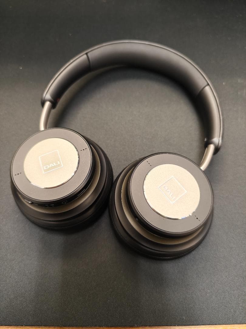 dali io4 ワイヤレスヘッドホン ヨドバシ.com - ダリ DALI ワイヤレスヘッドホン IOシリーズ