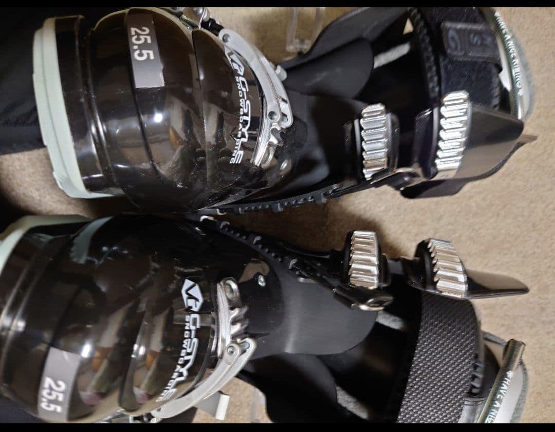 売れないので期限付新品同様品2017年購入オガサカアーマーTYPE-Sブーツ