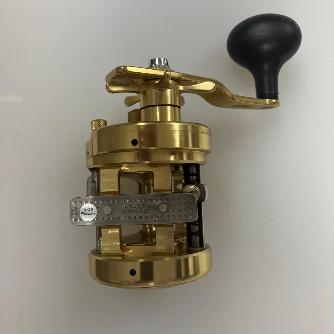 SHIMANO CALCUTTA CONQUEST 両軸リール ゴールド - メルカリ