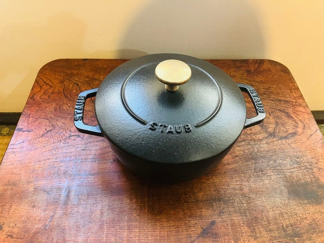 ストウブstaub　WA-NABE 16センチ　ブラック　鋳物ホーロー鍋 staub ストウブ Wa-NABE S 16cm ブラック 40501-000 両手 鋳物
