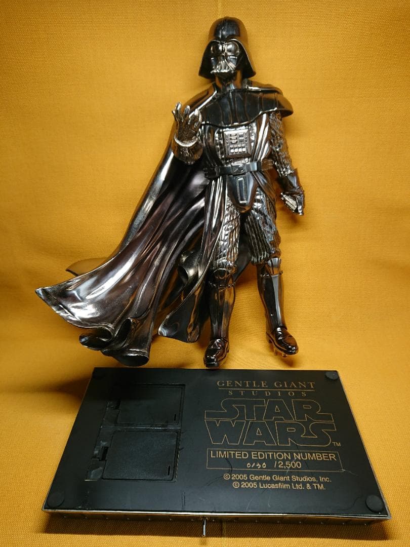 ダースベイダー　彫像　3.8kg　置物　インテリア　工芸品　美術品　A1036