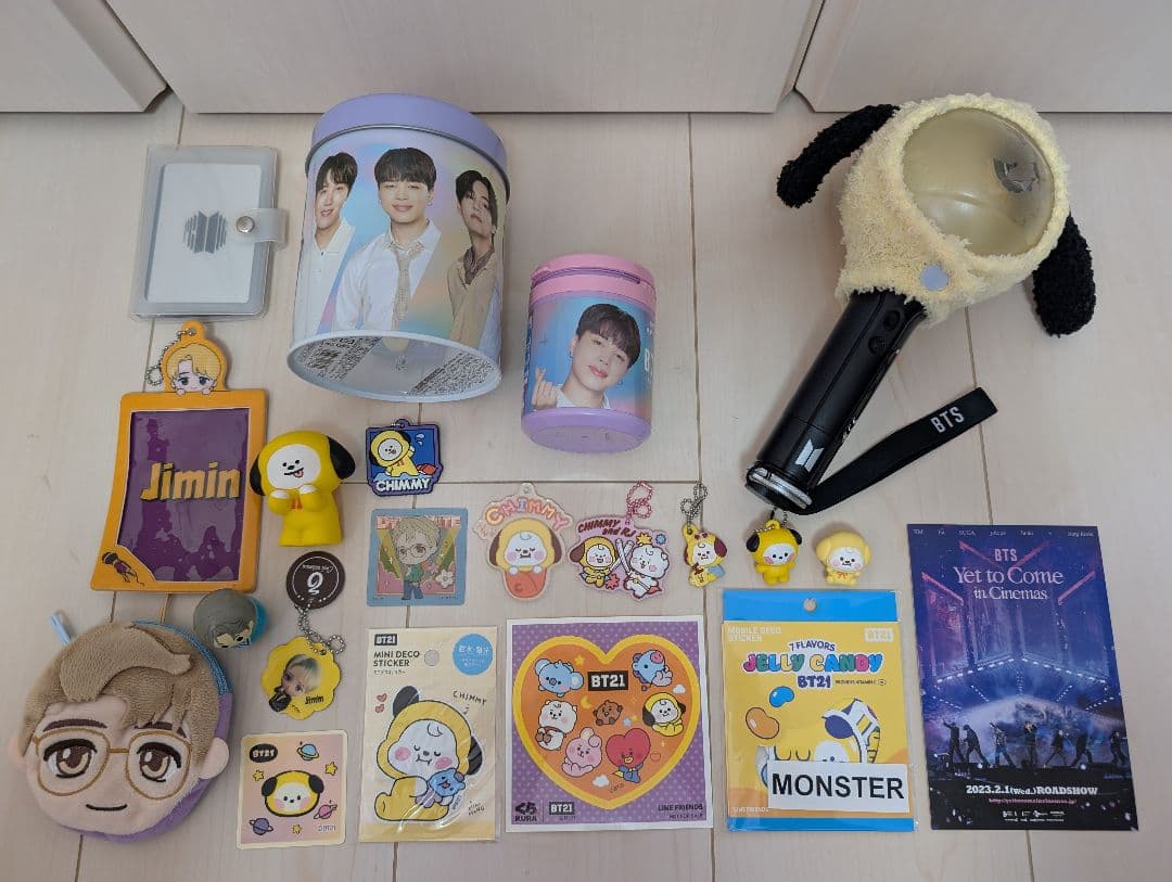 BTS グッズ まとめ売り セット - メルカリ