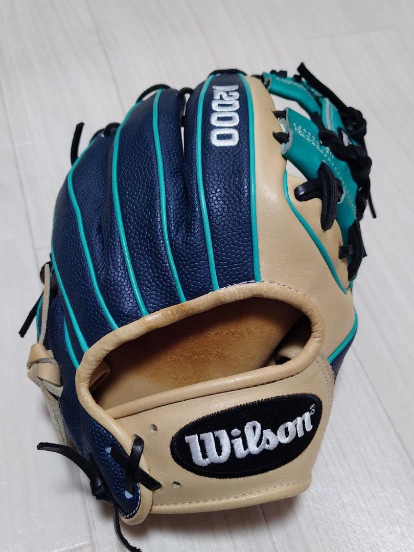 【野外未使用】USA Wilson A2000 限定品 86型 内野手 硬式 日本未発売/限定品】ウィルソン A2000 硬式 野球 内野手用 グローブ