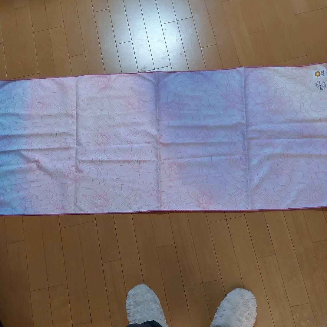 LAVA 15周年記念 ヨガマット 花柄 ピンク144 ×61 - メルカリ