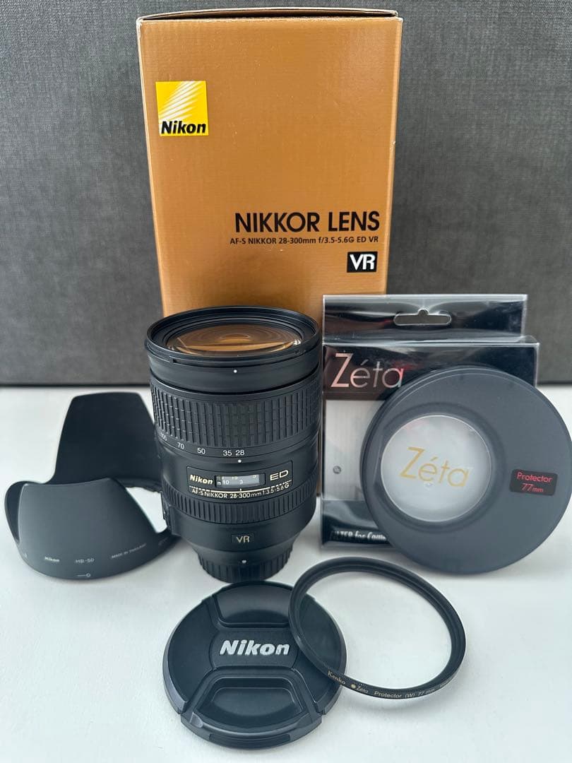 レンズ(ズーム) AF-S NIKKOR 28-300mm f/3.5-5.6G ED VR 71aLq1xOCqL._AC_UF894,