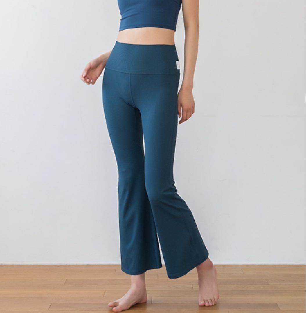 【新作】SUKALA ベーシックリブフレアパンツ L SUKALA】ベーシックリブフレアパンツ(XS・S・M・L・LLサイズ ブラック