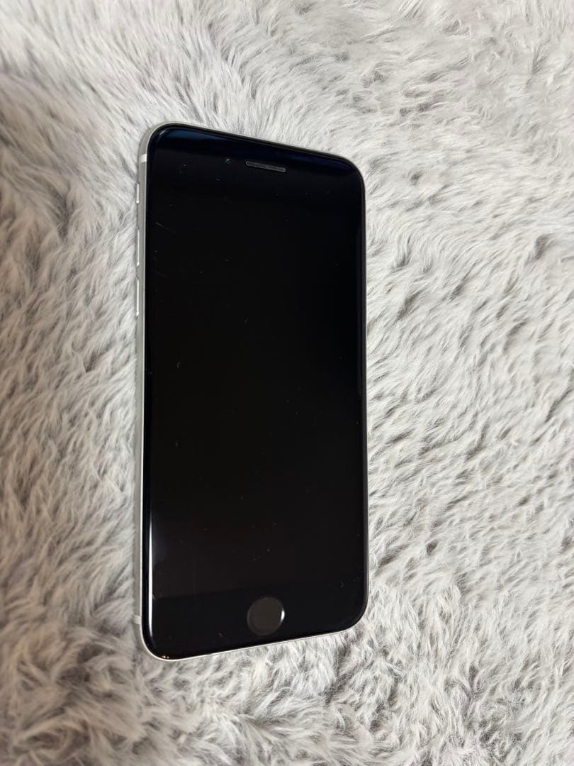 【ジャンク品】iPhoneSE 第2世代ホワイト128GB iPhone SE 第2世代 ホワイト ジャンク品 水没 完全部品どり 本体のみ