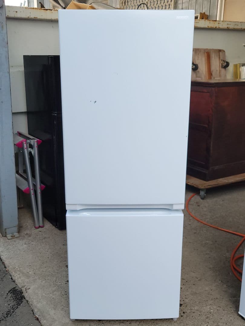 ヤマダ電機REFAGE 冷凍冷蔵庫 YRZ-F15LW 156L 2024年製 - メルカリ