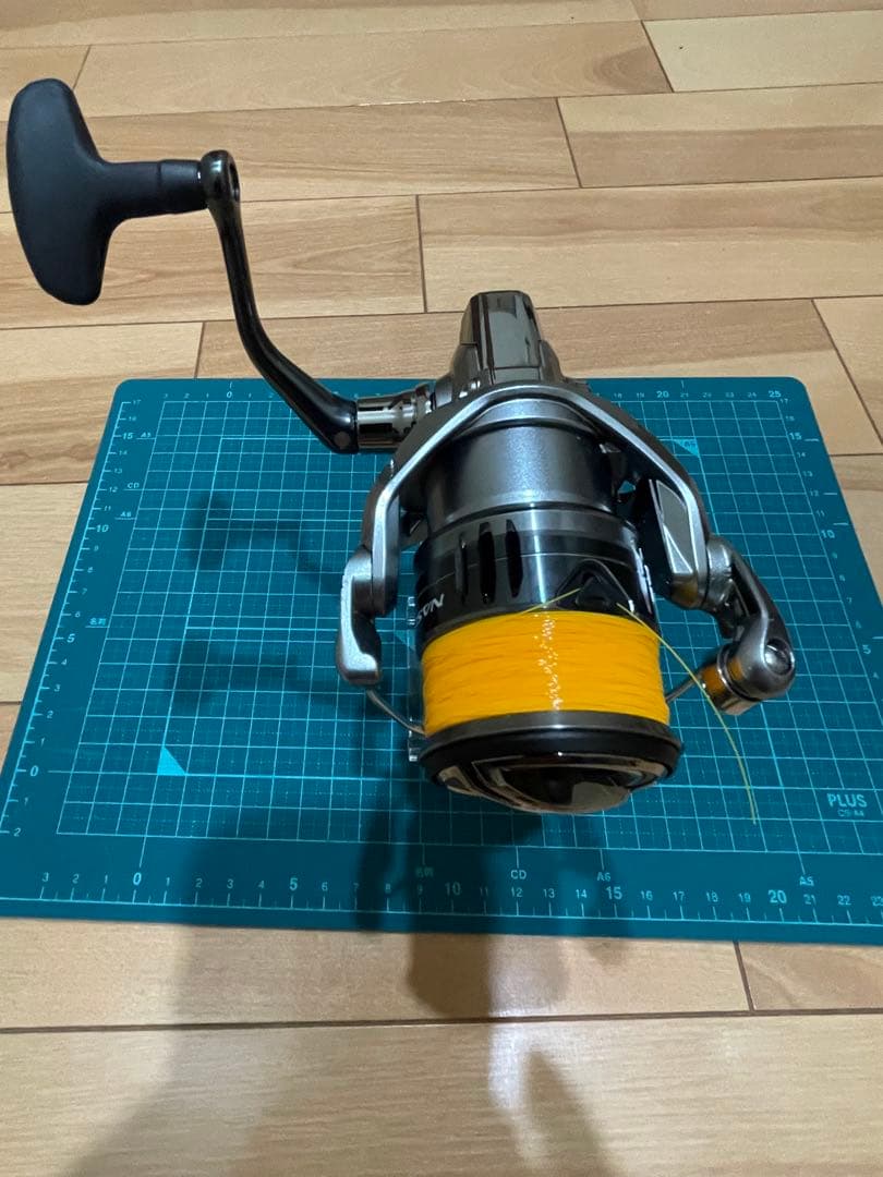 SHIMANO 21ナスキー C3000HG シマノ ナスキー C3000HG (リール) 価格比較 - 価格.com