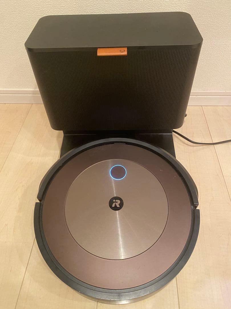 ルンバj9+ ロボット掃除機 本体 自動充電機能付き Amazon | アイロボット(IRobot) ルンバ コンボ j9+ ロボット掃除機