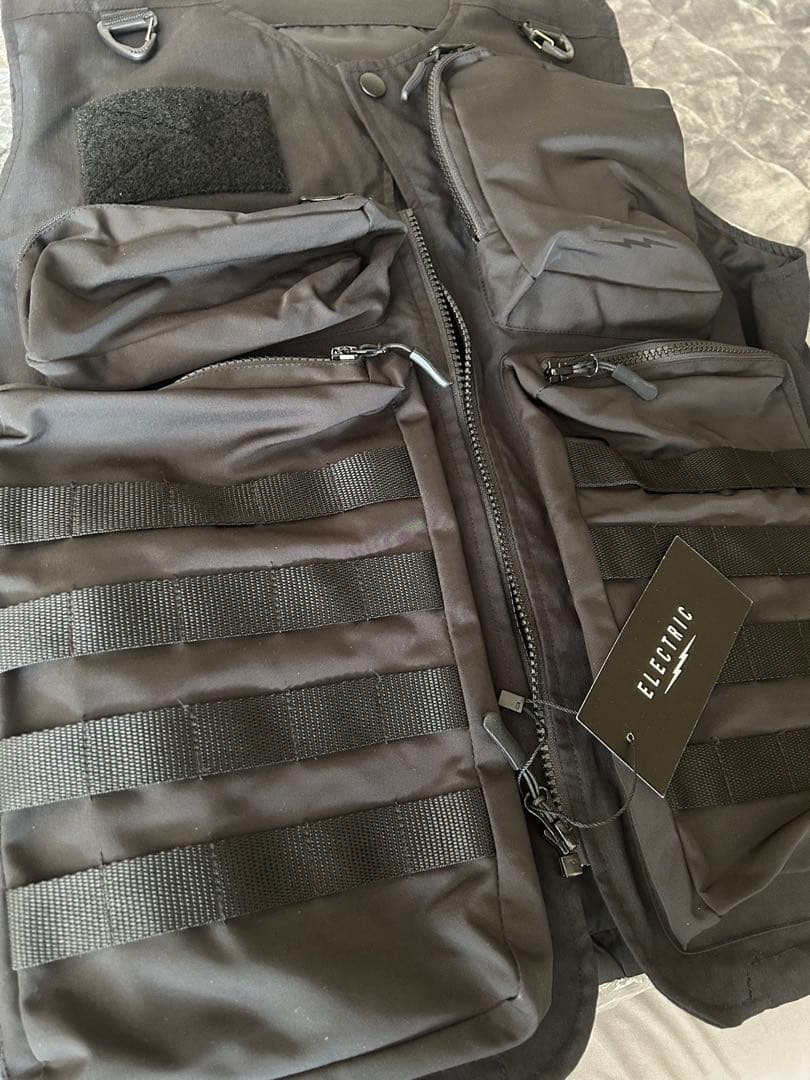 新発売 DRT✖️ELECTRIC TROPHY SHOT VEST - メルカリ