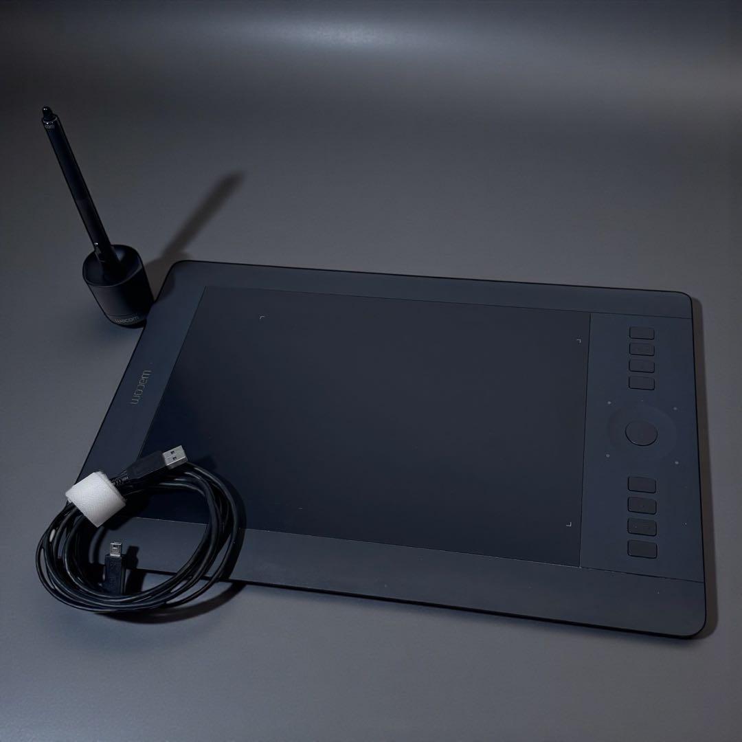 美品Wacom ペンタブ Intuos Pro PTH-651 Medium M Wacom PTH-651 Intuos Pro Medium Creative Pen & Touch Tablet Exc | eBay