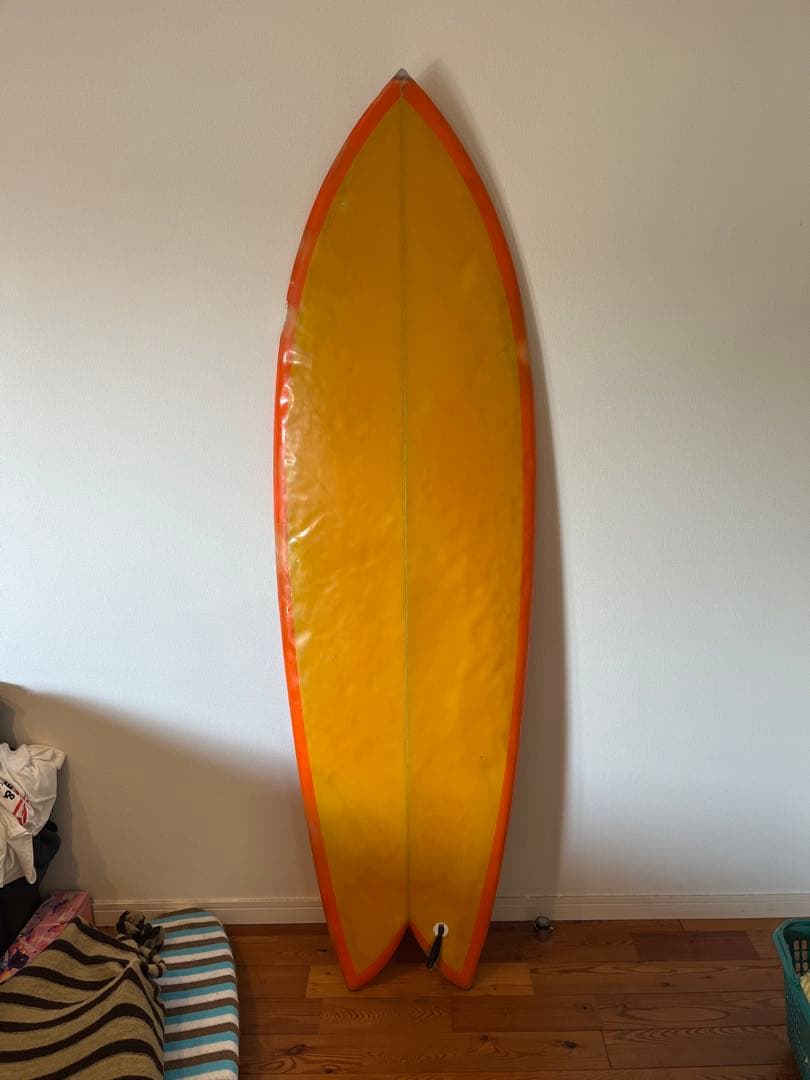 5.11レトロフィッシュ　ツインフィン 激安」Standard And Easy 中古レトロフィッシュ・ツイン 5`11 (No