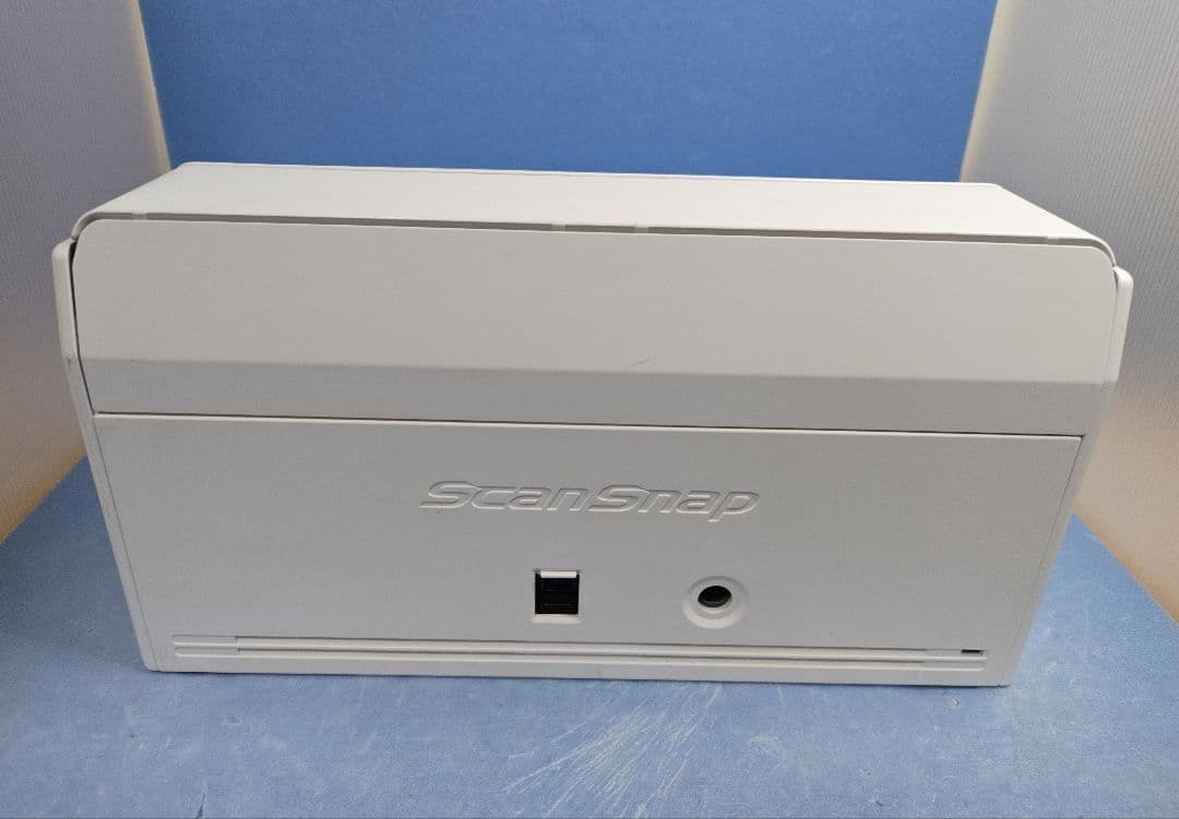 たまった書類を一気にスキャン 富士通 ScanSnap iX1500（白）使用並