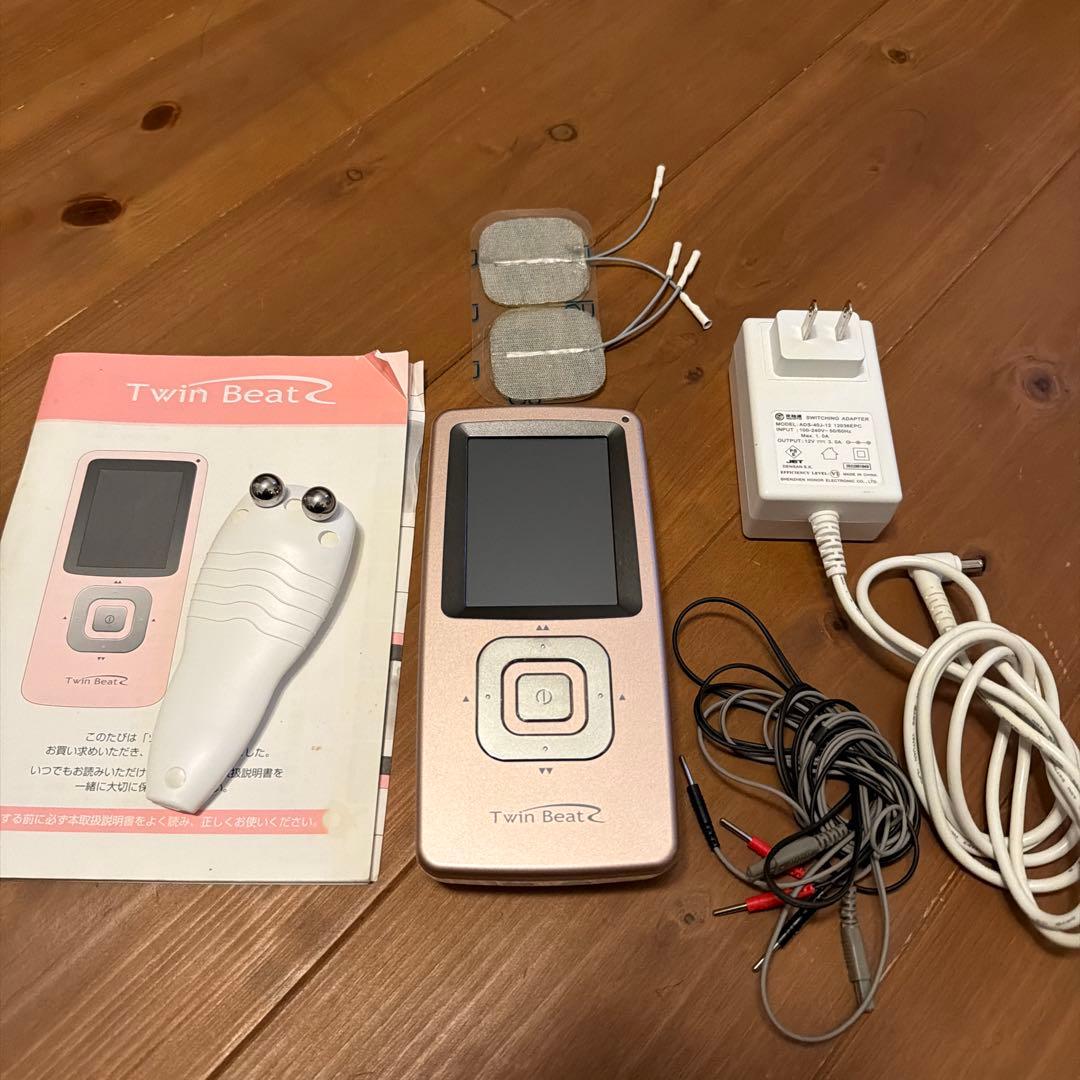 伊藤超短波株式会社 Twin Beat R ツインビート 美容機器 ボーナスストア+5％】伊藤超短波 ツインビートR 電子運動器 美容器