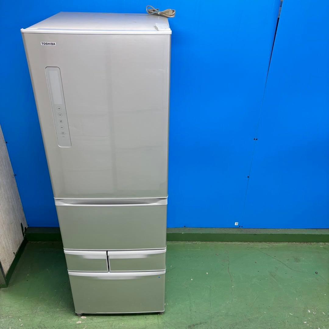 523 東芝 大型冷蔵庫 400L強 右開き 自動製氷 5ドア 大人気 シルバー