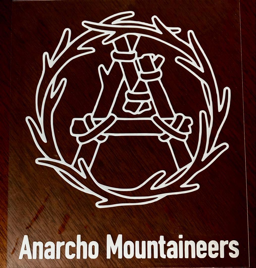 マウンテンリサーチ アイロンプリント 初期ロゴ 高さ20×幅17.3cm 白