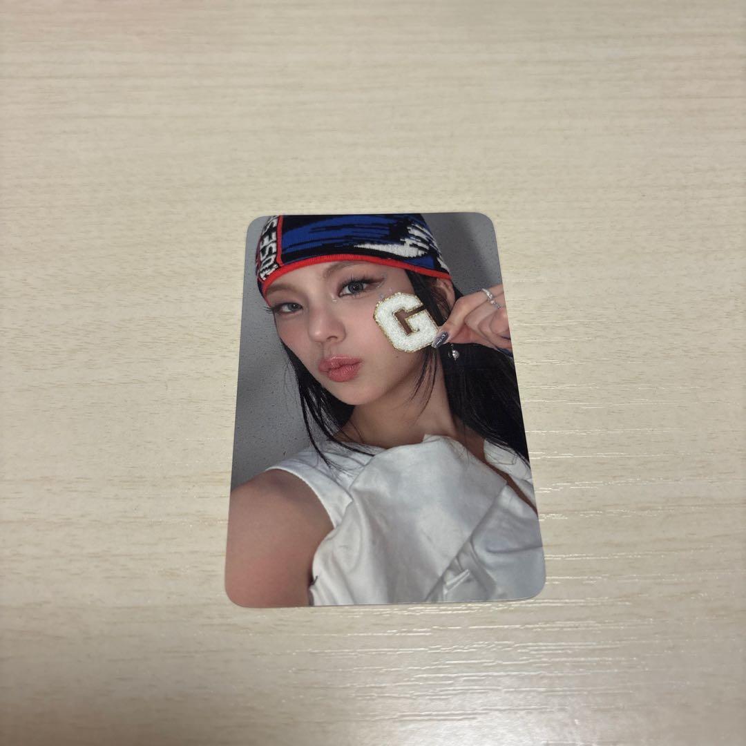 ITZY トレカ ポップアップ 特典 イェジ - メルカリ