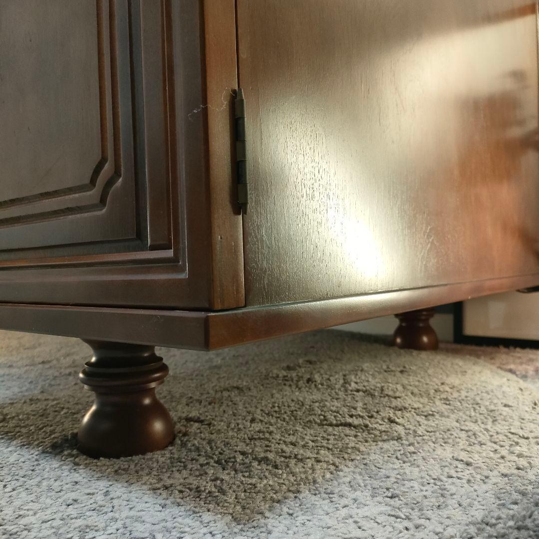 徳田家具製作所】デスク／官庁・議事堂納入実績メーカー｜ガラス天板