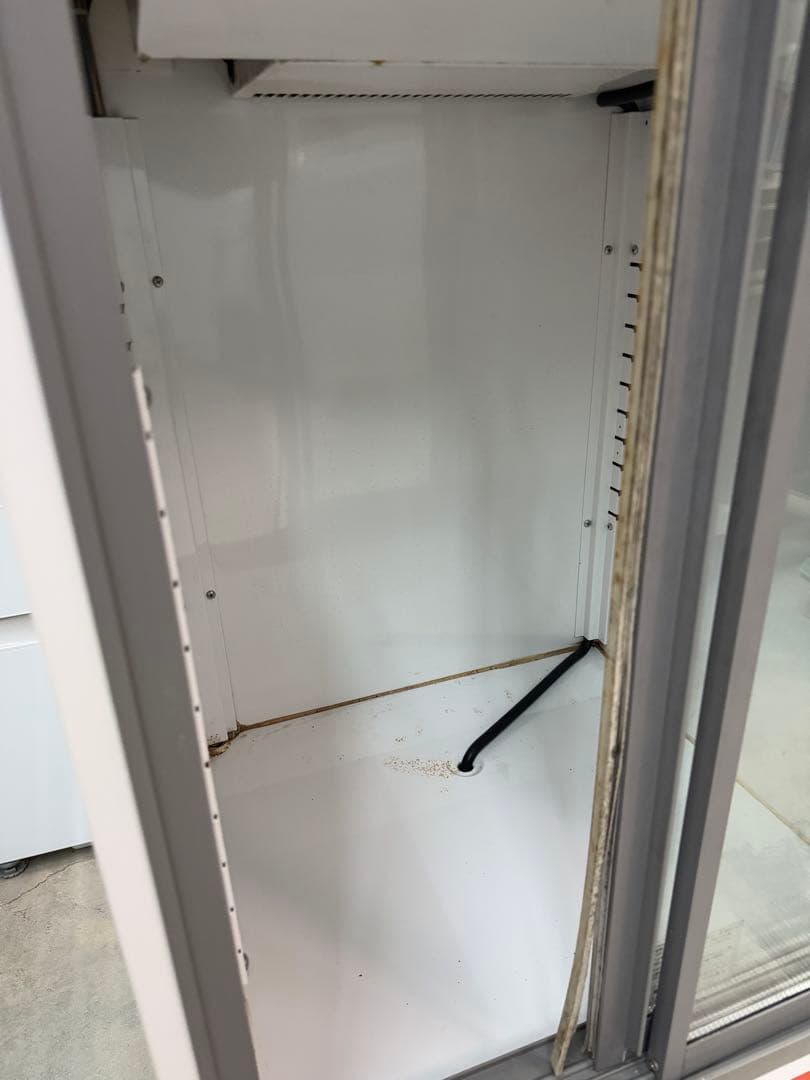 昭和レトロ】年式不明 163L サンデン 冷蔵ショーケース MU-230XC